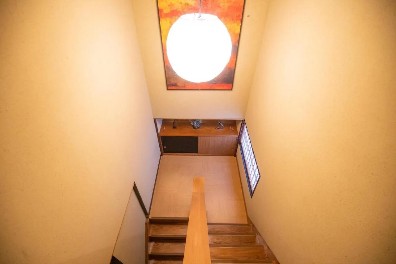Akiko Fukuya Town Villa Osaka 0*,  Japón