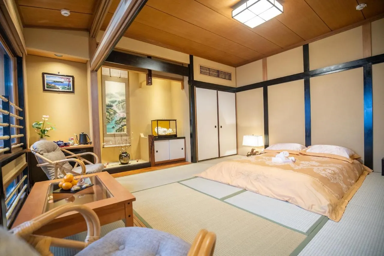 Akiko Fukuya Town Villa Osaka