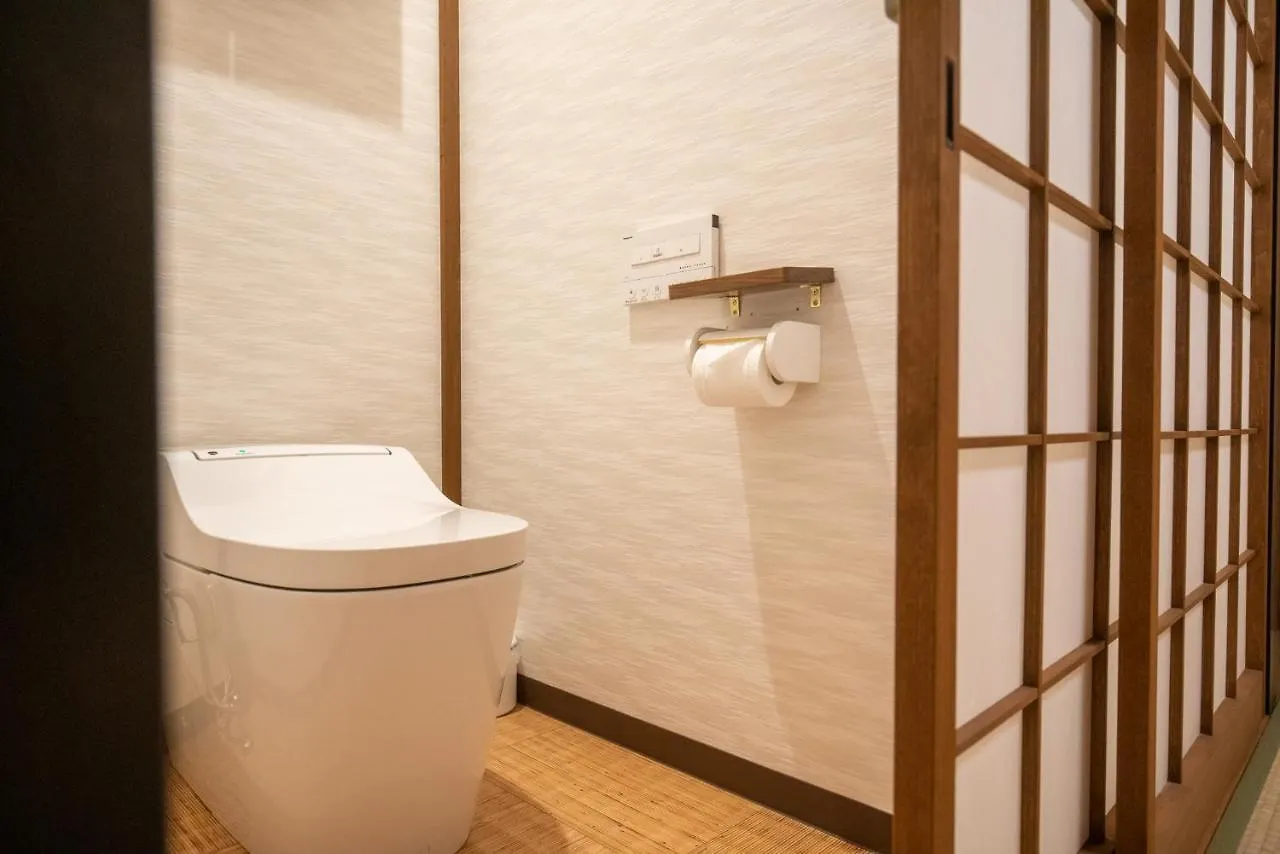 Akiko Fukuya Town Villa Osaka