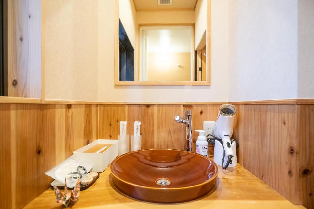 Akiko Fukuya Town Villa Osaka