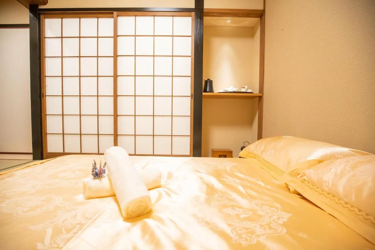 Akiko Fukuya Town Villa Osaka
