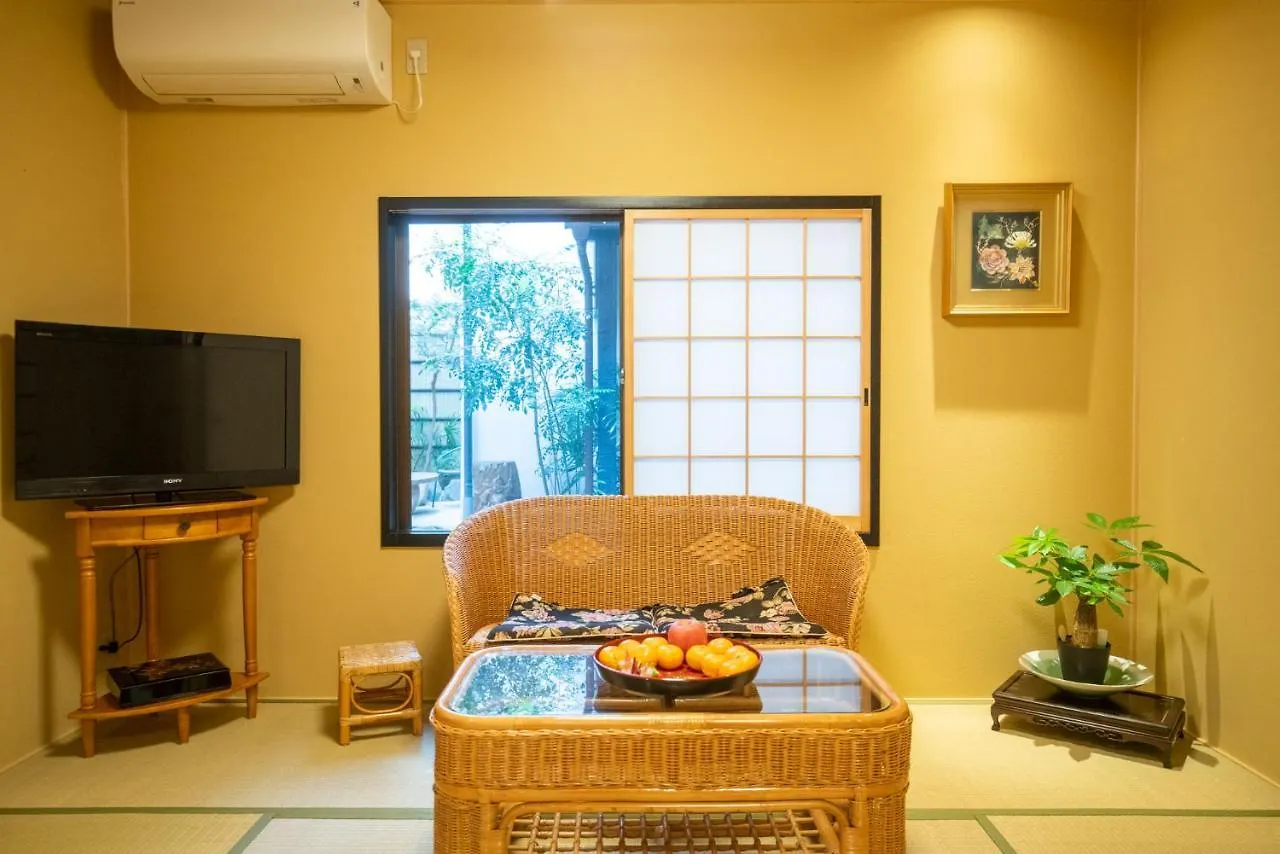 Akiko Fukuya Town Villa Osaka