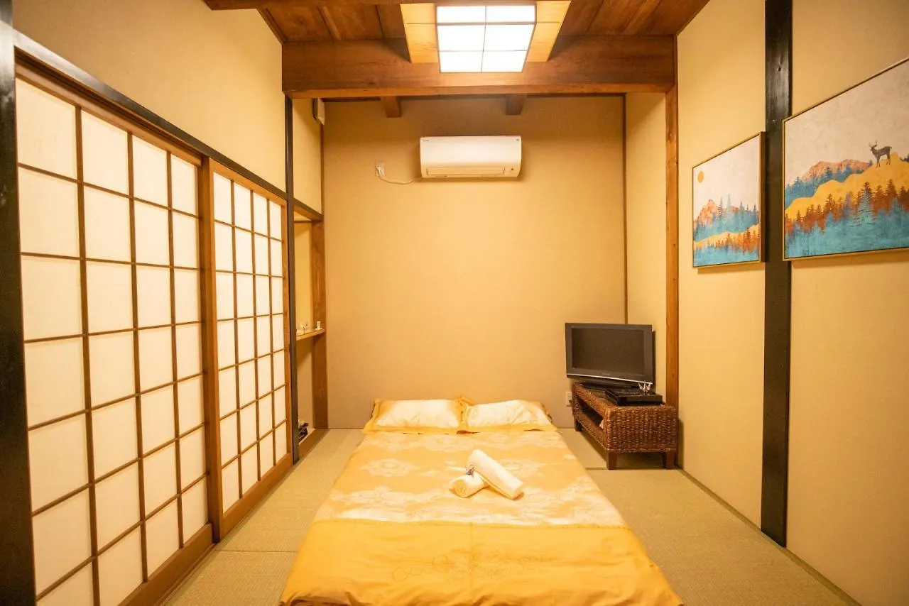 Akiko Fukuya Town Villa Osaka