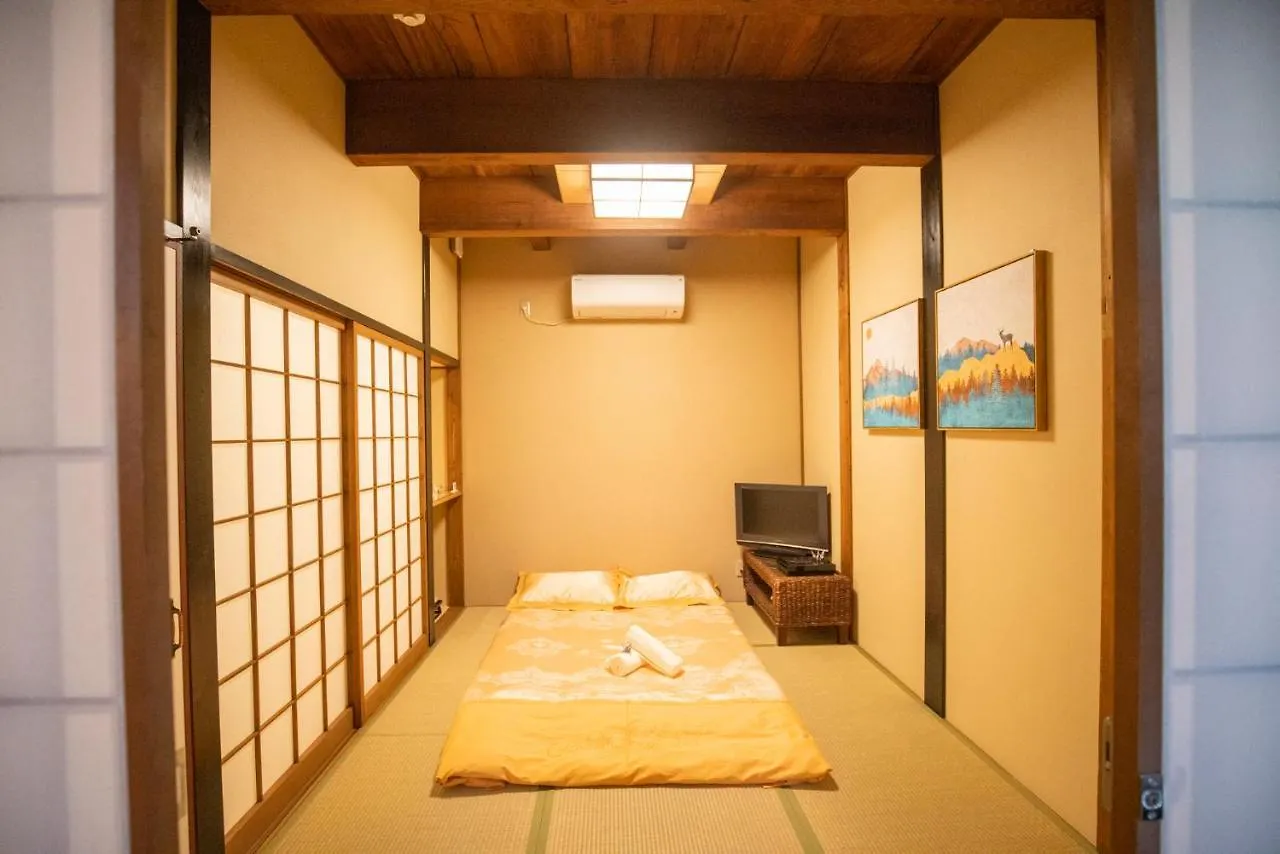 Akiko Fukuya Town Villa Osaka