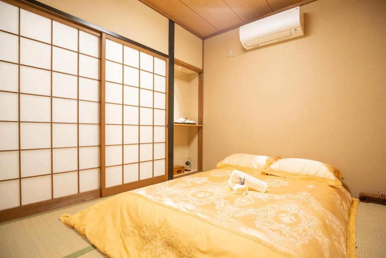Akiko Fukuya Town Villa Osaka 0*,  Japan