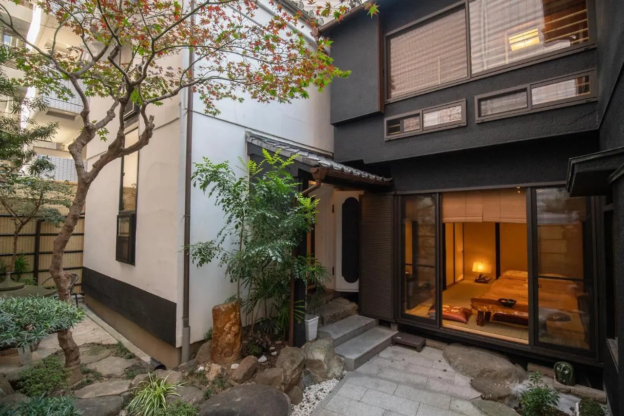 Akiko Fukuya Town Villa Osaka 0*,
