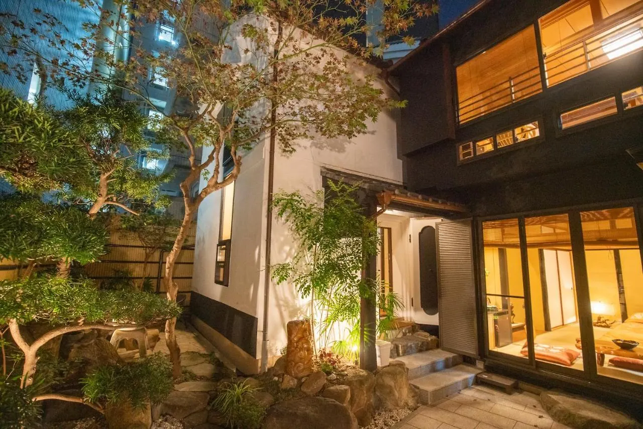 Akiko Fukuya Town Villa Osaka 0*,  Japan